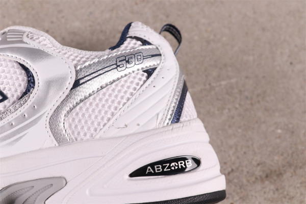 New Balance 530 White Silver Navy