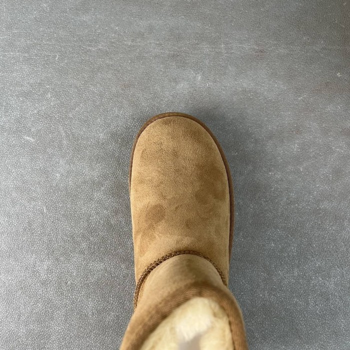 UGG Classic Short Boot Chestnut