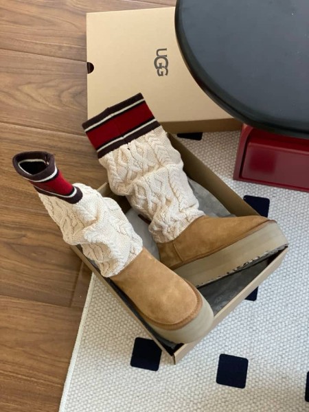 UGG Classic Sweater Letter Boot Chestnut (Women's)