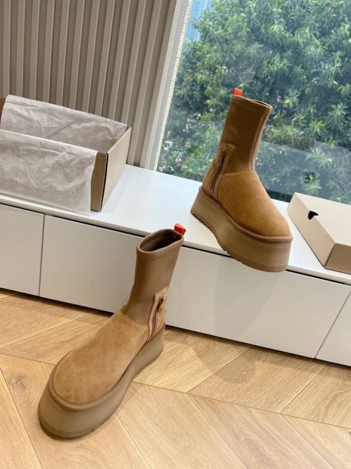 UGG Classic Dipper Boot Chestnut (Women's)