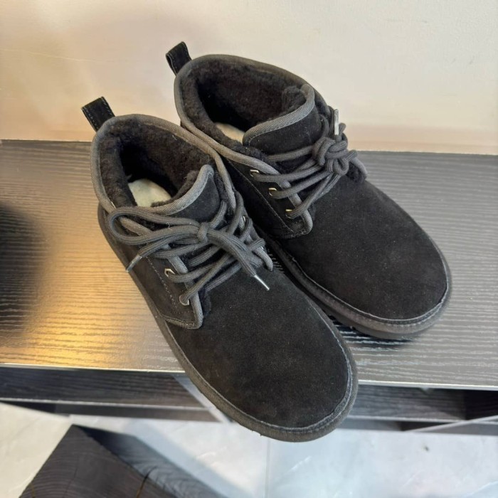 UGG Neumel Boot Black
