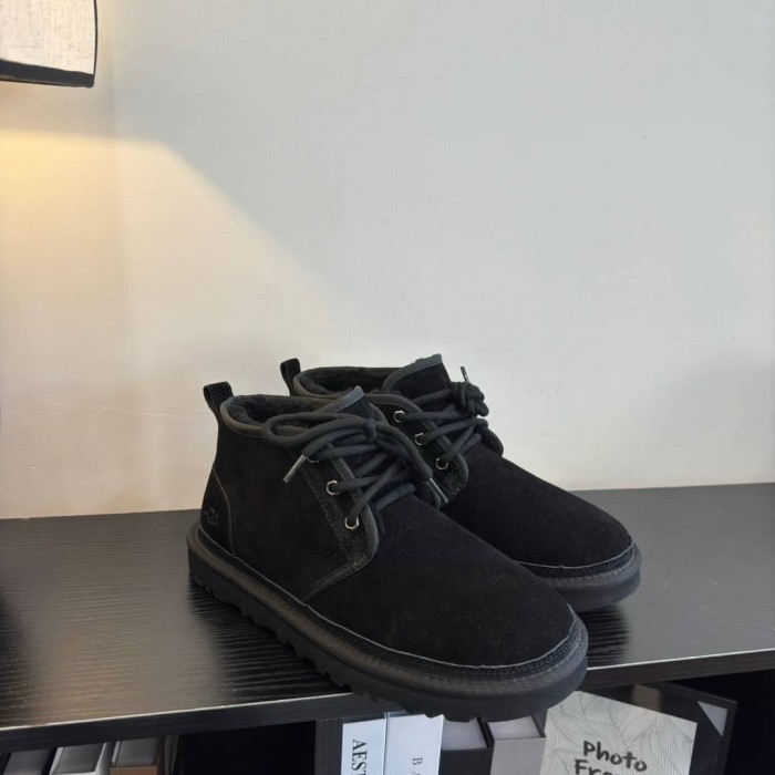 UGG Neumel Boot Black