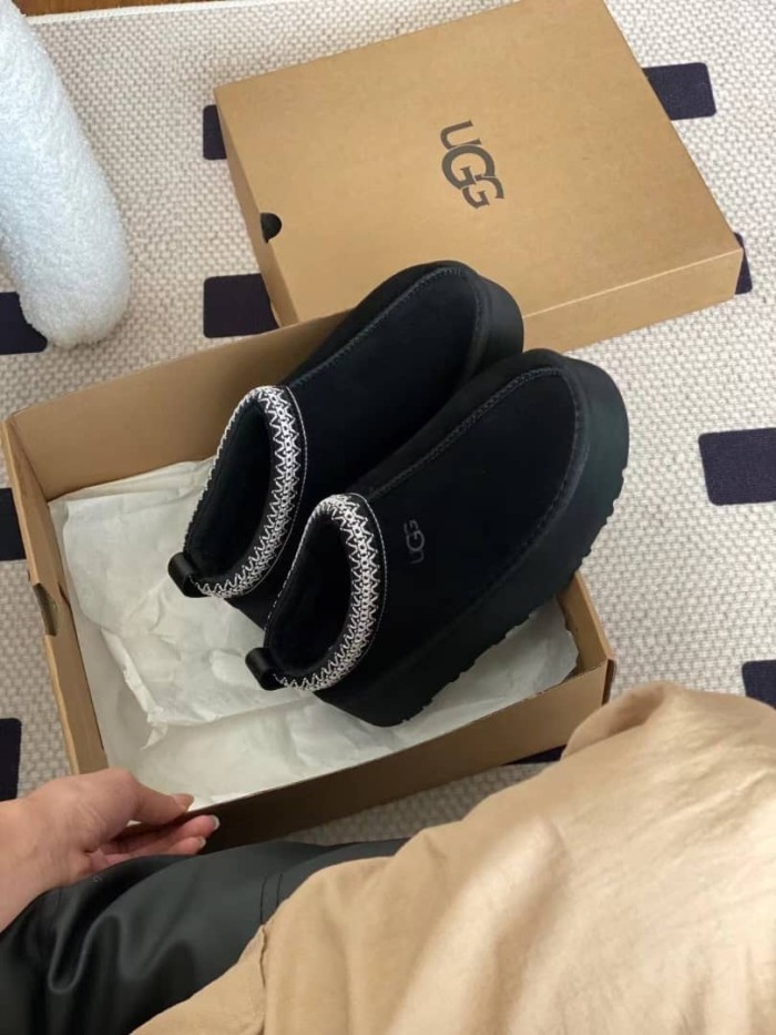 UGG Tazz Slipper Black (Women's)