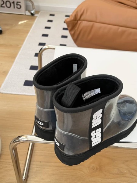 UGG Classic Clear Mini Boot Black (Women's)