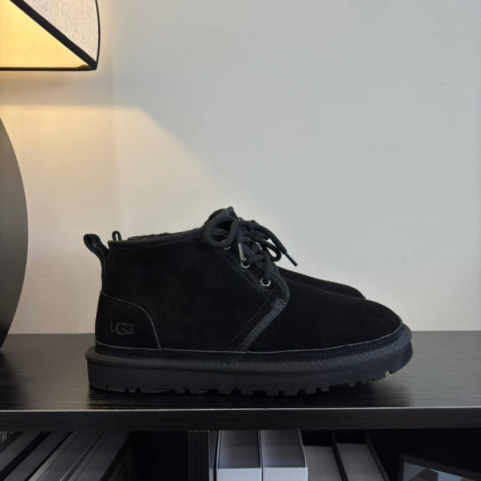 UGG Neumel Boot Black