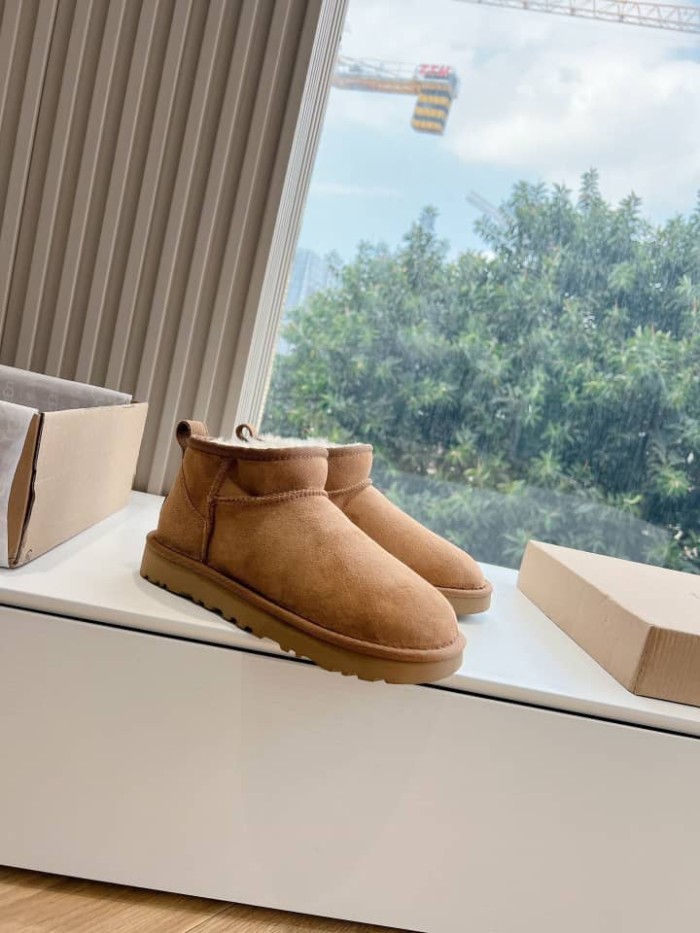 UGG Classic Ultra Mini Boot Chestnut