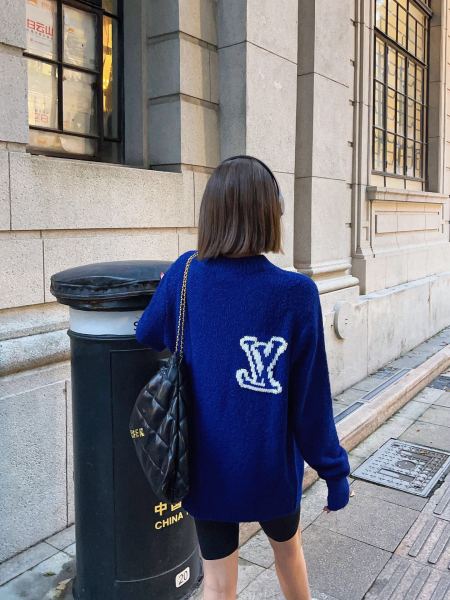  Clothes Louis Vuitton 1251