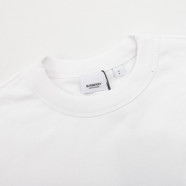  Clothes Burberry 751