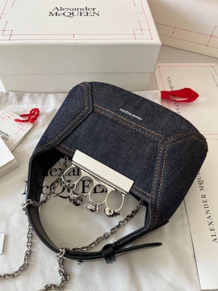 Handbag Alexander McQueen hobo size 20*12*8 cm size 30*18*7 cm