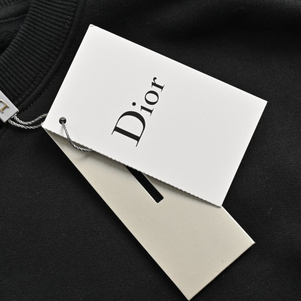  Clothes DIOR 585