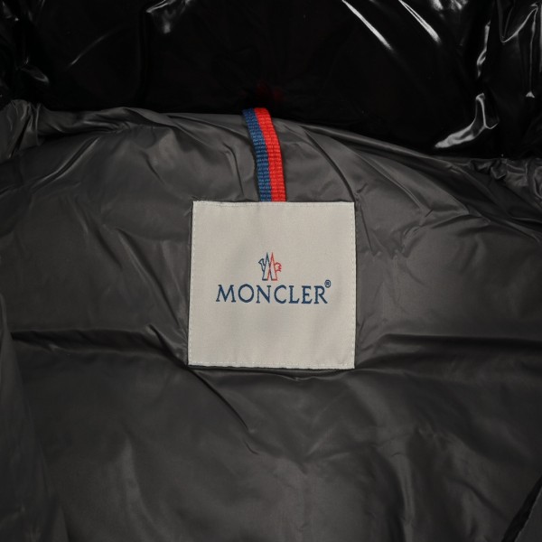  Clothes Moncler 316