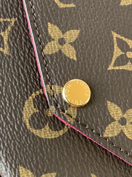 Handbag Louis Vuitton M81896 size 21*3*12 cm