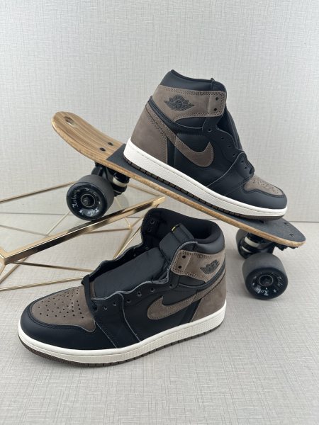 Jordan 1 Retro High OG Palomino