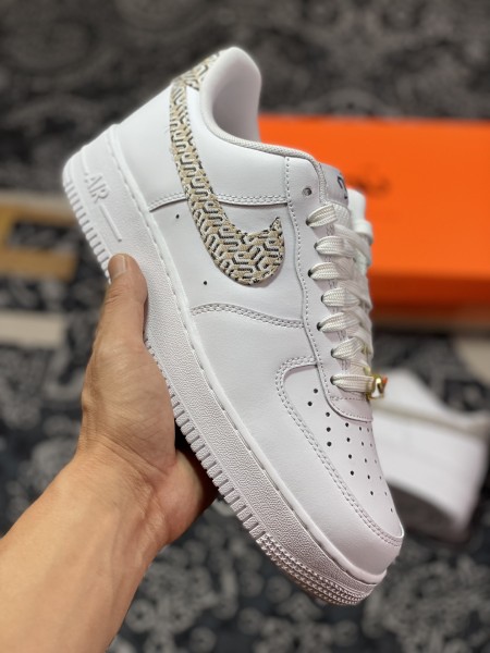 Nike Air Force 1 Low LX United in Victory White (Women's)