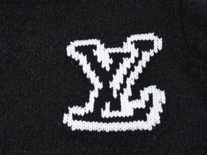 Clothes Louis Vuitton 1330