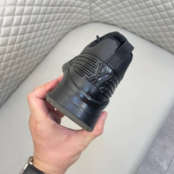 LOUIS VUITTON V.N.R Knitted Fabric Low top Sports Casual Shoes Men's Black