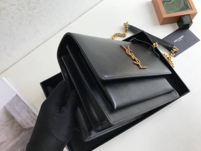 Handbags  SAINT LAURENT 442906 size 22-16-9 cm