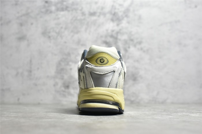 adidas Response CL Bad Bunny