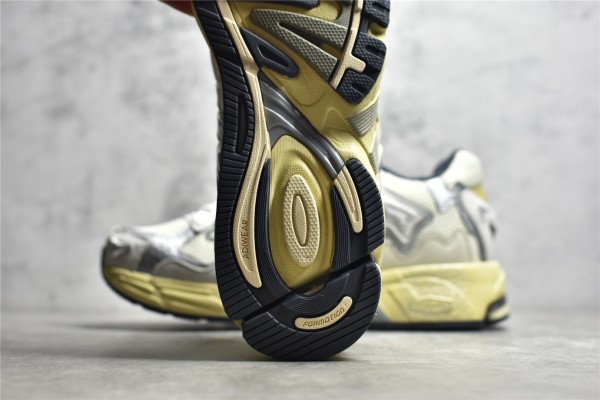 adidas Response CL Bad Bunny