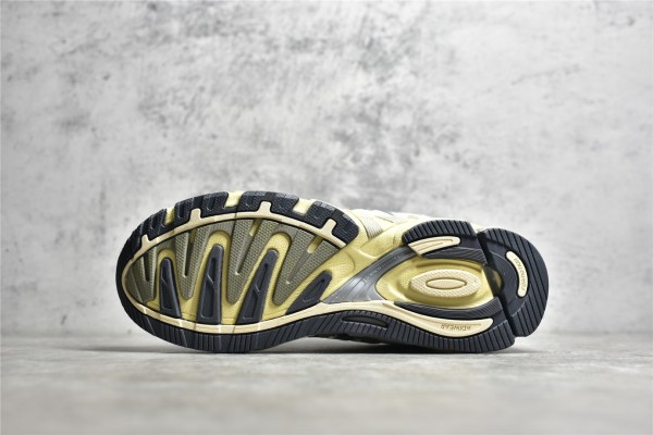 adidas Response CL Bad Bunny