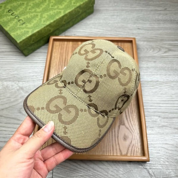 Gucci Jumbo GG Canvas Baseball Hat Camel/Ebony