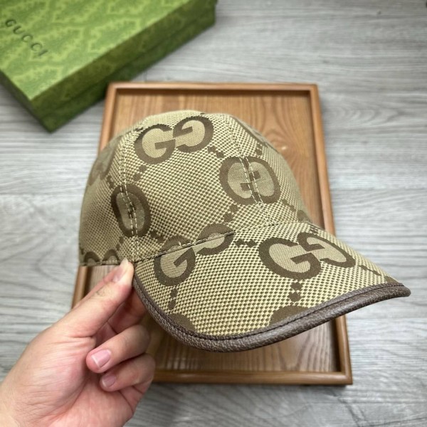 Gucci Jumbo GG Canvas Baseball Hat Camel/Ebony