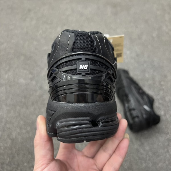 New Balance 1906D Protection Pack Black Leather