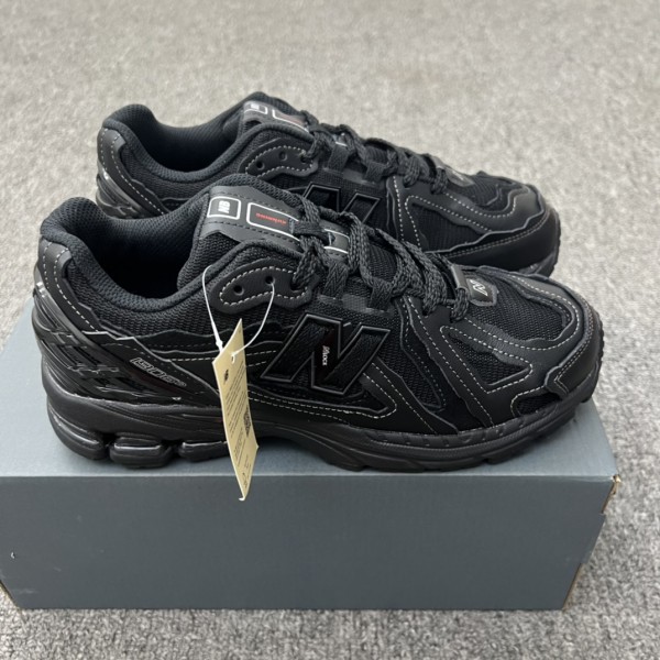 New Balance 1906D Protection Pack Black Leather