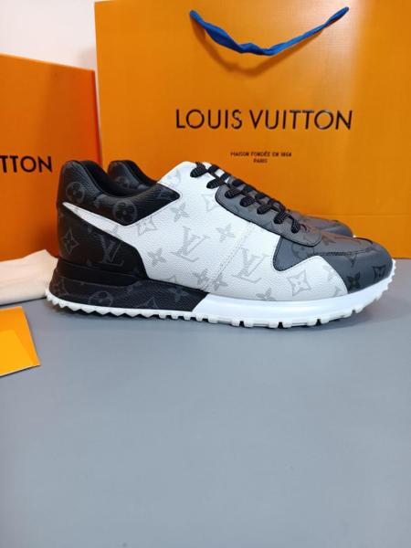 Louis Vuitton Run Away Trainers dark grey Monogram Eclipse