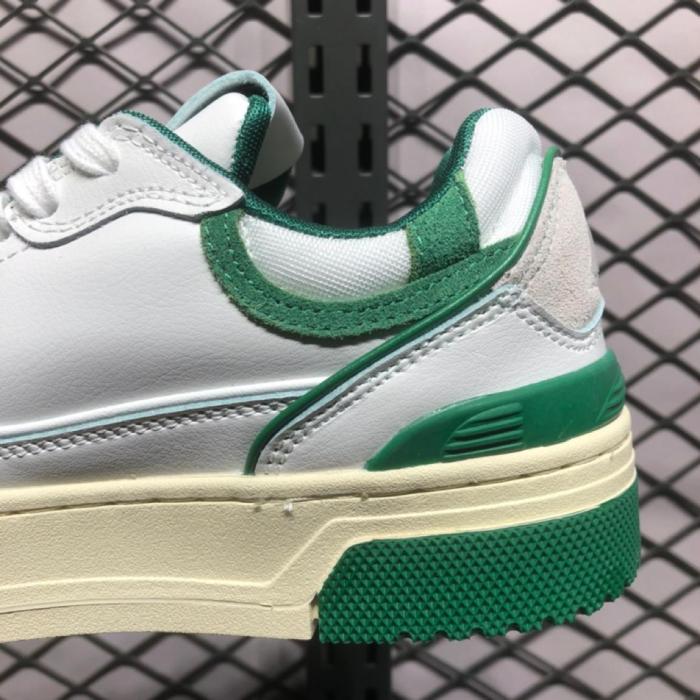 AUTRY SNEAKERS MAN CLC SNEAKERS IN WHITE LEATHER AND GREEN