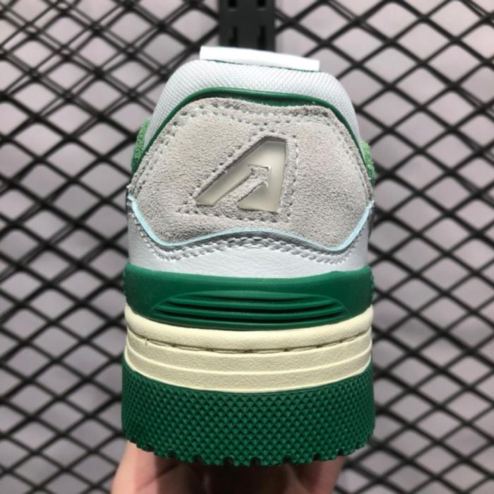 AUTRY SNEAKERS MAN CLC SNEAKERS IN WHITE LEATHER AND GREEN