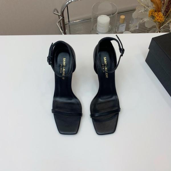 SAINT LAURENT OPYUM SANDALS IN PATENT LEATHER BLACK
