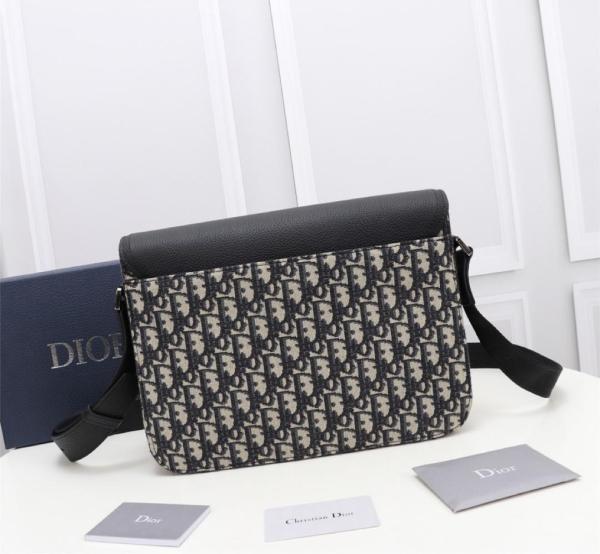 handbags Dior Saddle Messenger Bag Beige and black Dior Oblique jacquard