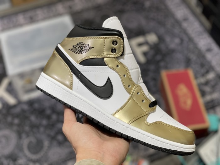 Jordan 1 Mid Metallic Gold Black White