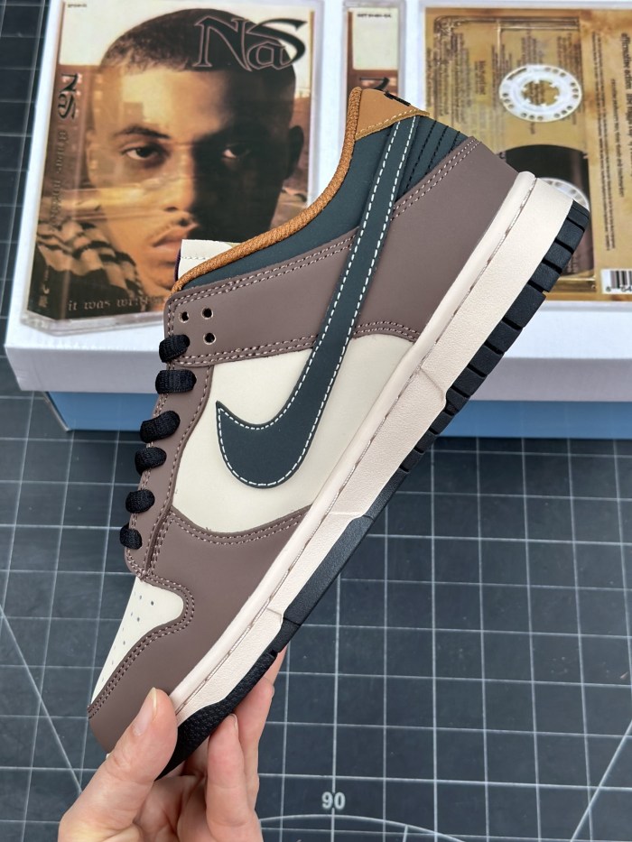 Nike SB Dunk Low Red Panda