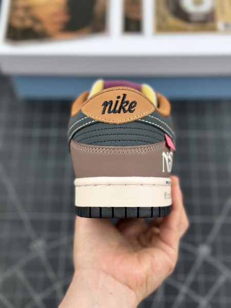 Nike SB Dunk Low Red Panda