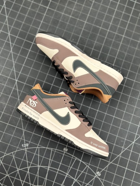 Nike SB Dunk Low Red Panda