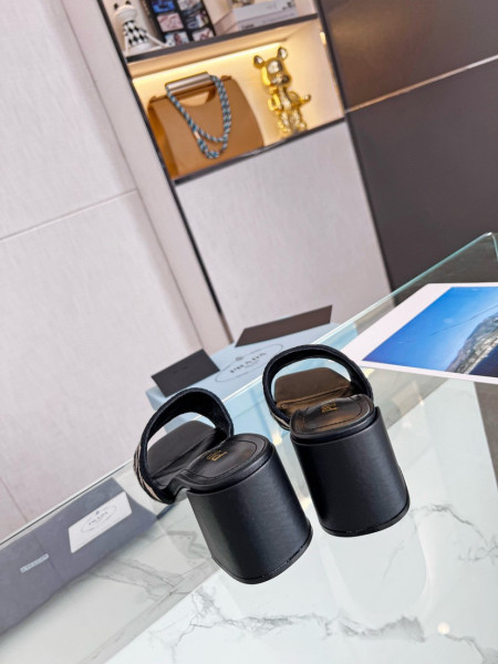 Prada Embroidered fabric sandals Black Beige