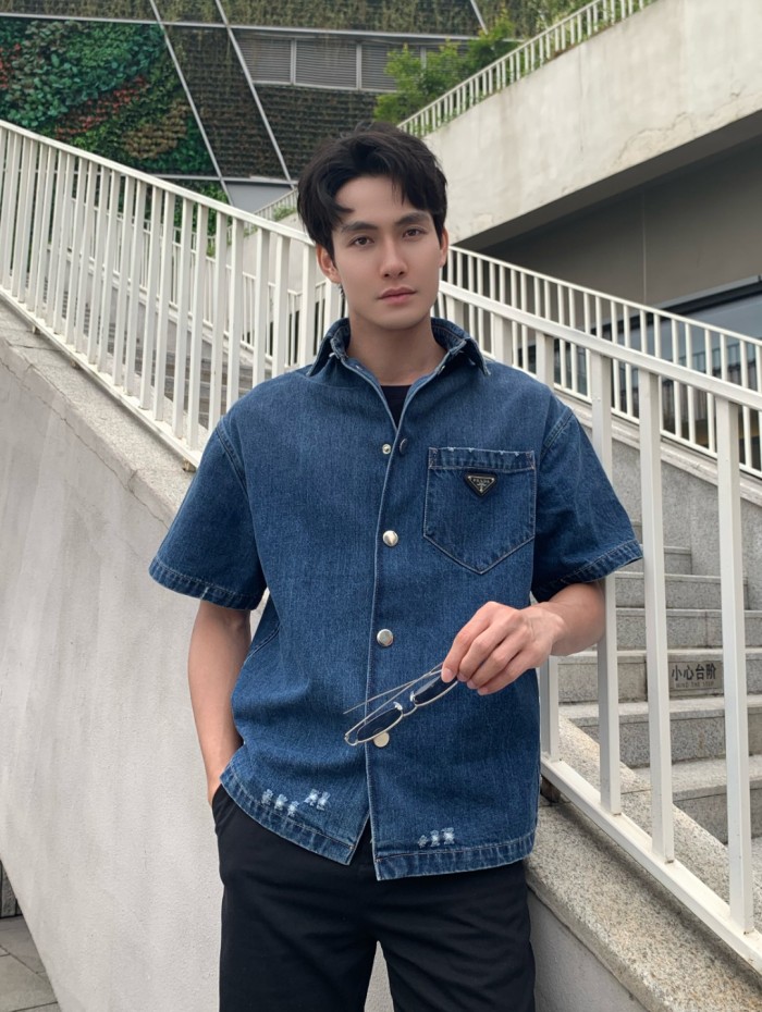  Clothes Prada 20240508-1