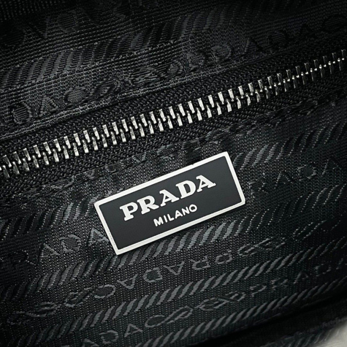 Prada 2n818