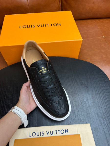Louis Vuitton Beverly Hills 1A7WGL