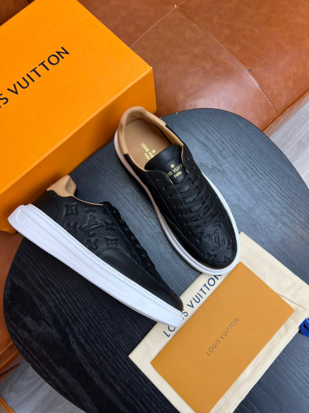 Louis Vuitton Beverly Hills 1A7WGL