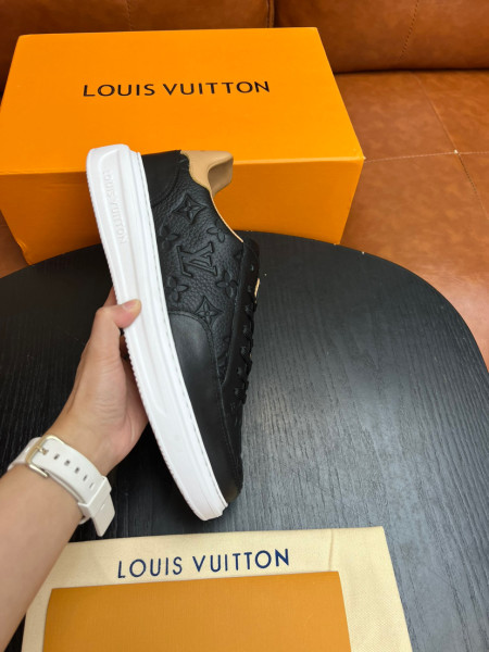 Louis Vuitton Beverly Hills 1A7WGL