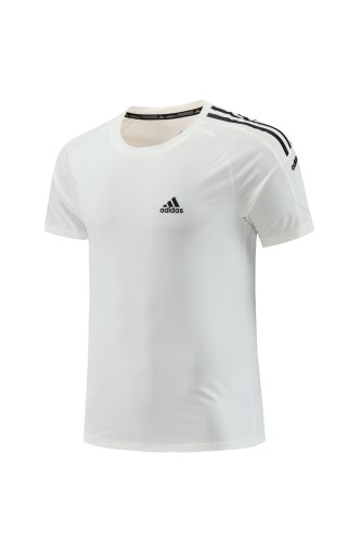 Sportswear adidas 1531