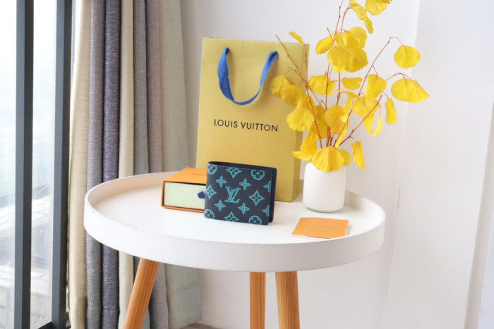 Wallet  Louis Vuittno M82323 size 11.5*1.5.9 cm