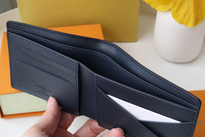 Wallet  Louis Vuittno M82323 size 11.5*1.5.9 cm