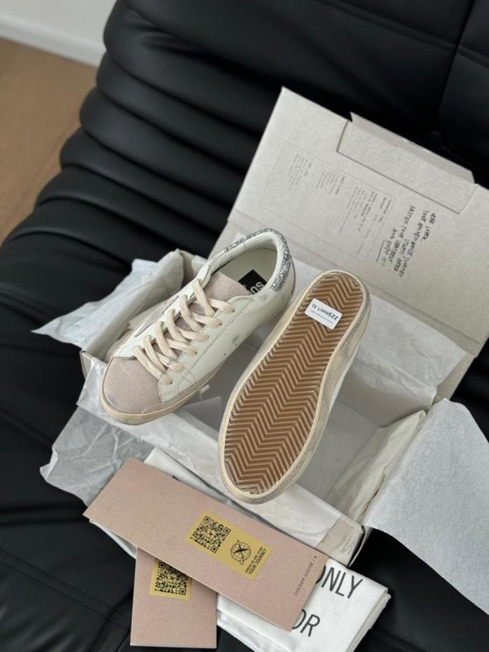 Golden Goose All Super-Star Women's Super-Star with gray star and silver glitter heel tab GWF00102.F004712.10273