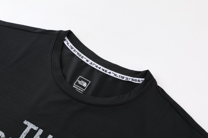 Sportswear The North Face 612