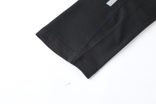 Sportswear adidas Y143