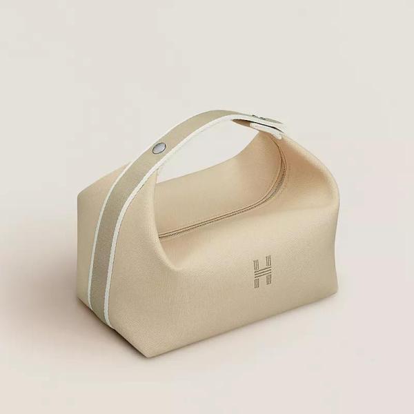 Handbags Hermes H103223M-01 size L 25 x H 21 x D 14 cm